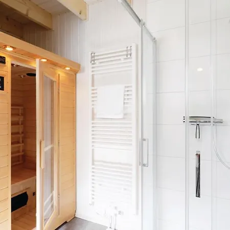 Stunning In Ostseeresort With Sauna Olpenitz